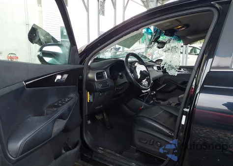 2016 Kia Sorento 3.3L Lx z USA, uszkodzony, nr VIN 5XYPG4A54GG053641